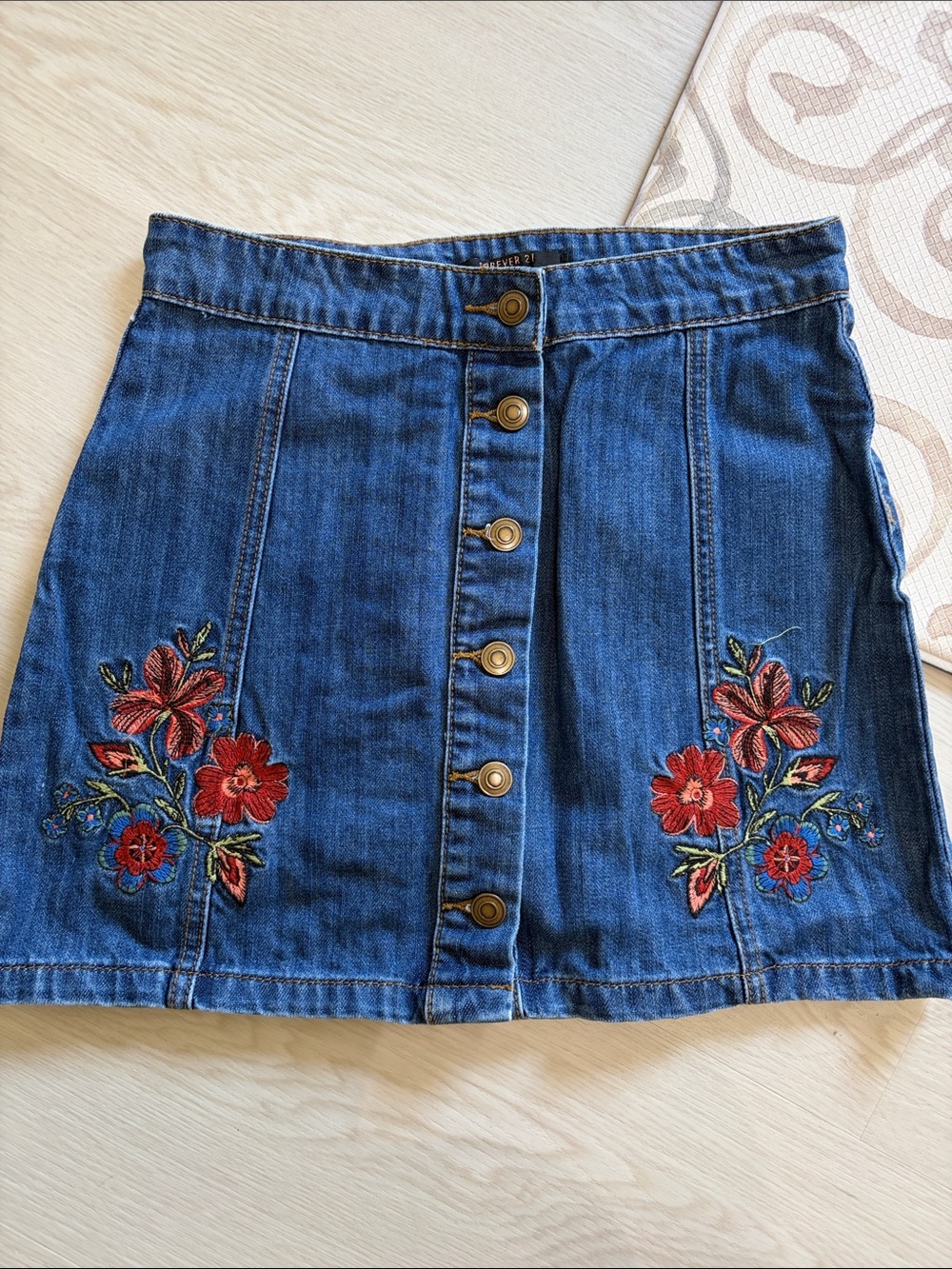 F21 embroidered jeans skirt Small